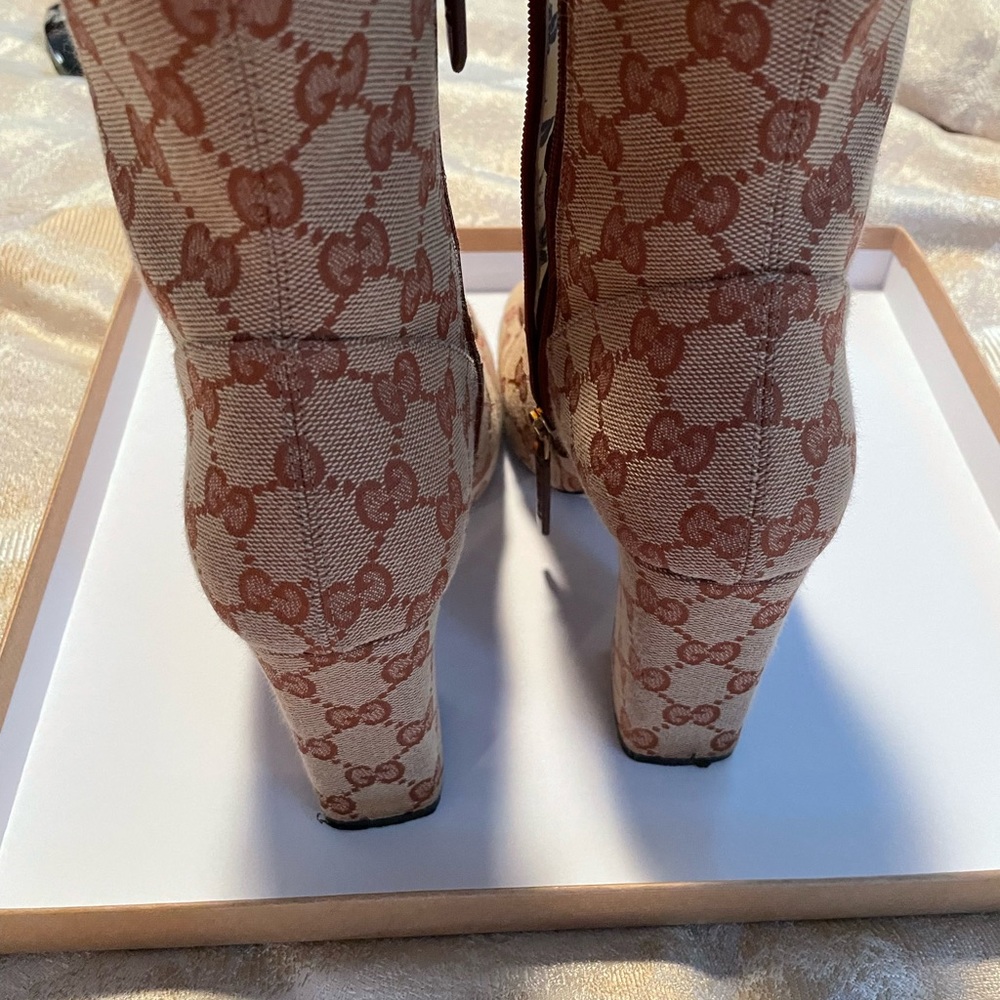 Gucci bootie